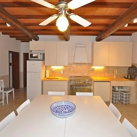 Casale Mitzi * Villastrada (Umbria)